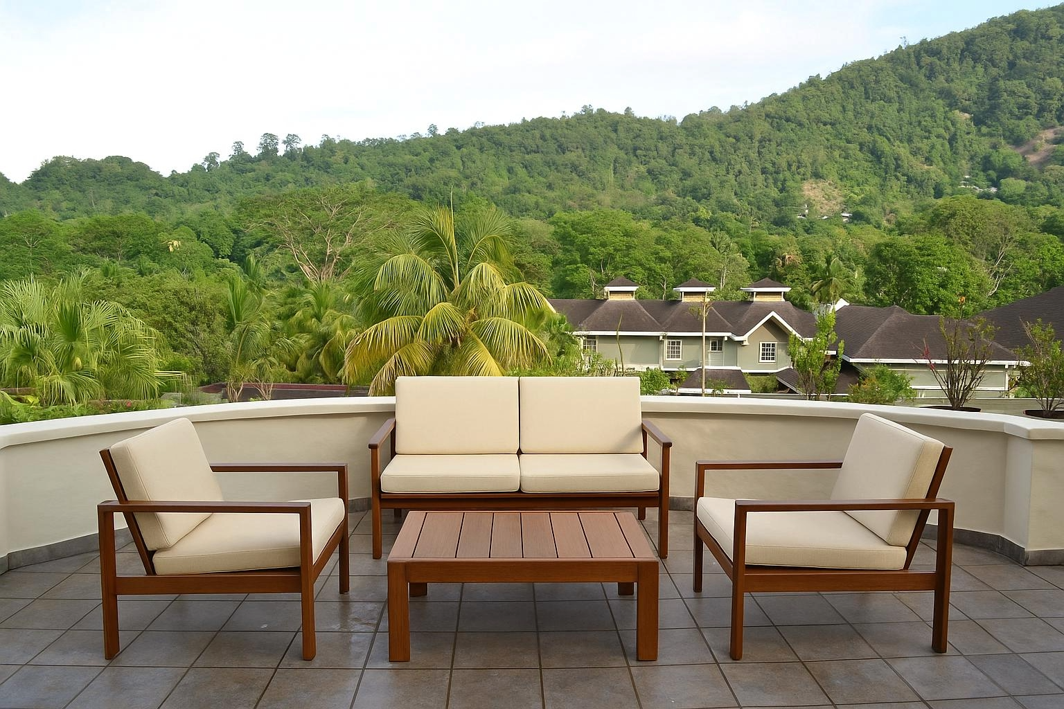 Forma Coffee Table
